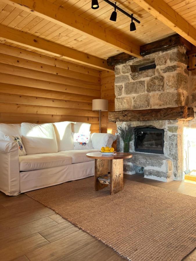 Villa Koliba 30Svibnja à Perusic Extérieur photo