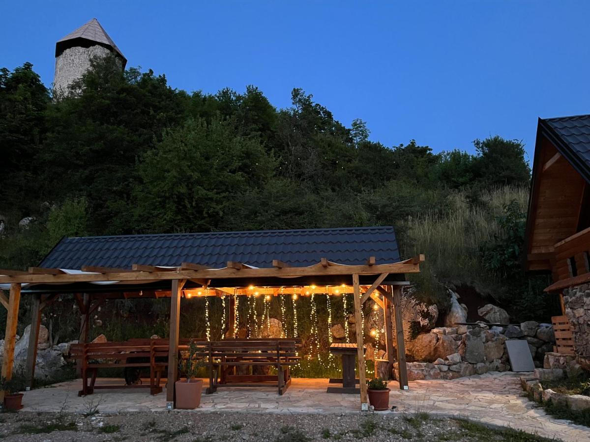 Villa Koliba 30Svibnja à Perusic Extérieur photo